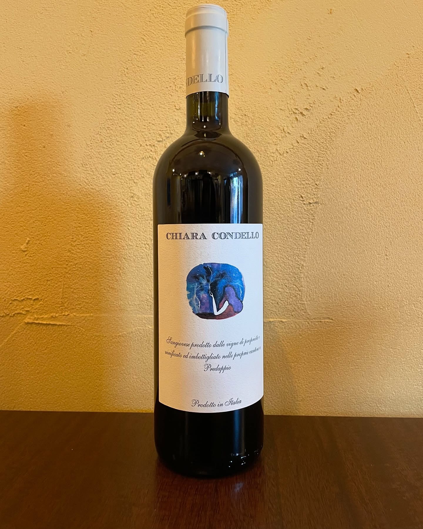 .
@osteria_enato ◁他の投稿もチェック

【Predappio Sangiovese】
プレダッピオ・サンジョヴェーゼ /  キアラ・コンデッロ

エミリア・ロマーニャ州
サンジョヴェーゼ

若手の女性醸造家が造るエレガントなサンジョヴェーゼ

果実感、スパイス感、滑らかなタンニンとキレイな酸、全体的なバランスが良い美味しいワインです

お気に入りの1本

@chiaracondello 

＊＊＊＊＊＊＊お知らせ＊＊＊＊＊＊＊＊＊＊
2025/3/1(土)より
ランチタイムはご予約のお客様のみのご案内とさせていただきます。
当日10:00〜11:00まででしたらお電話でのご予約可能です。
(ご予約のない日はお休みさせていただくことがあるのでなるべく早めのご予約をお願いします)
＊＊＊＊＊＊＊＊＊＊＊＊＊＊＊＊＊＊＊＊＊＊

⁡——————————————
⁡
@osteria_enato ◁フォローして最新情報をGET
⁡
ナチュラルワインと炭火焼き
osteria enato
オステリア　エナート 

【店舗住所】
群馬県太田市小舞木町484サン・ビレッジD
⁡🚘「太田駅」から車で6分

【営業時間】
Lunch 11:30-14:00 (L.O.) 
     dinner 17:00-21:00 (L.O.)
    日曜定休＋月曜不定休

⁡【TEL】
️0276-55-4044

⁡
ご予約はお電話やDMからお気軽に

公式LINEからもご予約できます。
毎月お得なクーポン配信予定
———————————
おまかせコースご予約受付中
¥5,500(税込)〜
ご予算に合わせてご用意可能です。
———————————
パーティプラン¥5,500〜
少人数の宴会から貸切まで対応。
お気軽にお問い合わせください。
⁡
——————————————
 